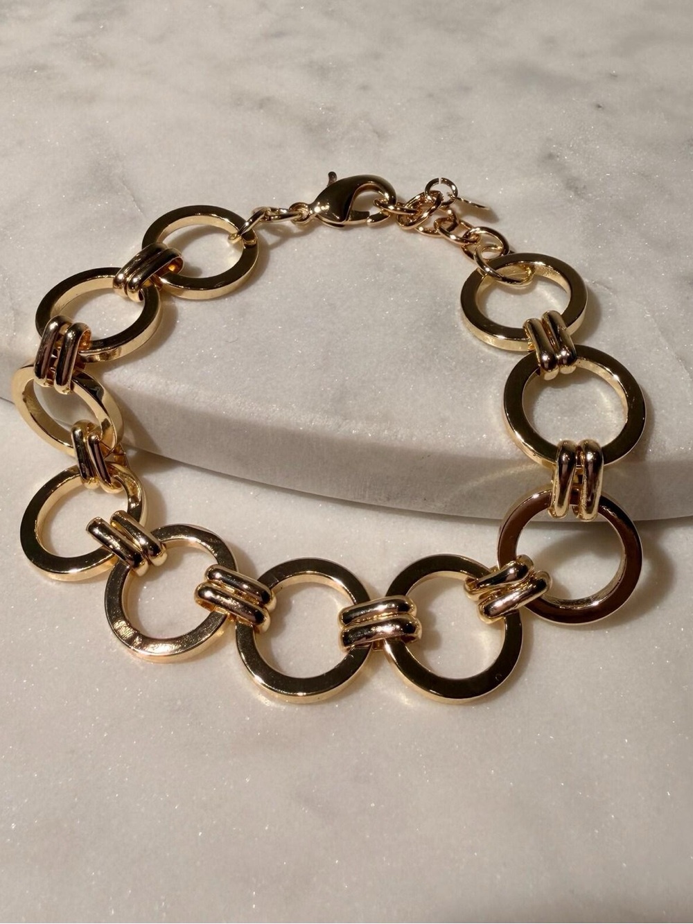 18K Gold Filled 15mm Circle Link Bracelet 7″–8.5″ Waterproof & Tarnish Resistant